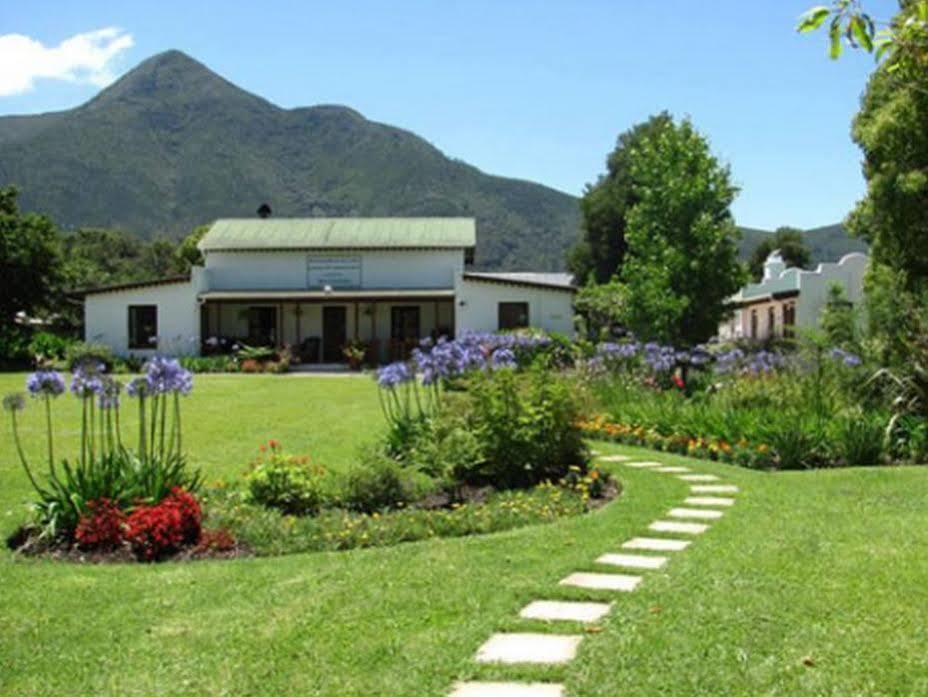 The Village Lodge Stormsrivier Buitenkant foto