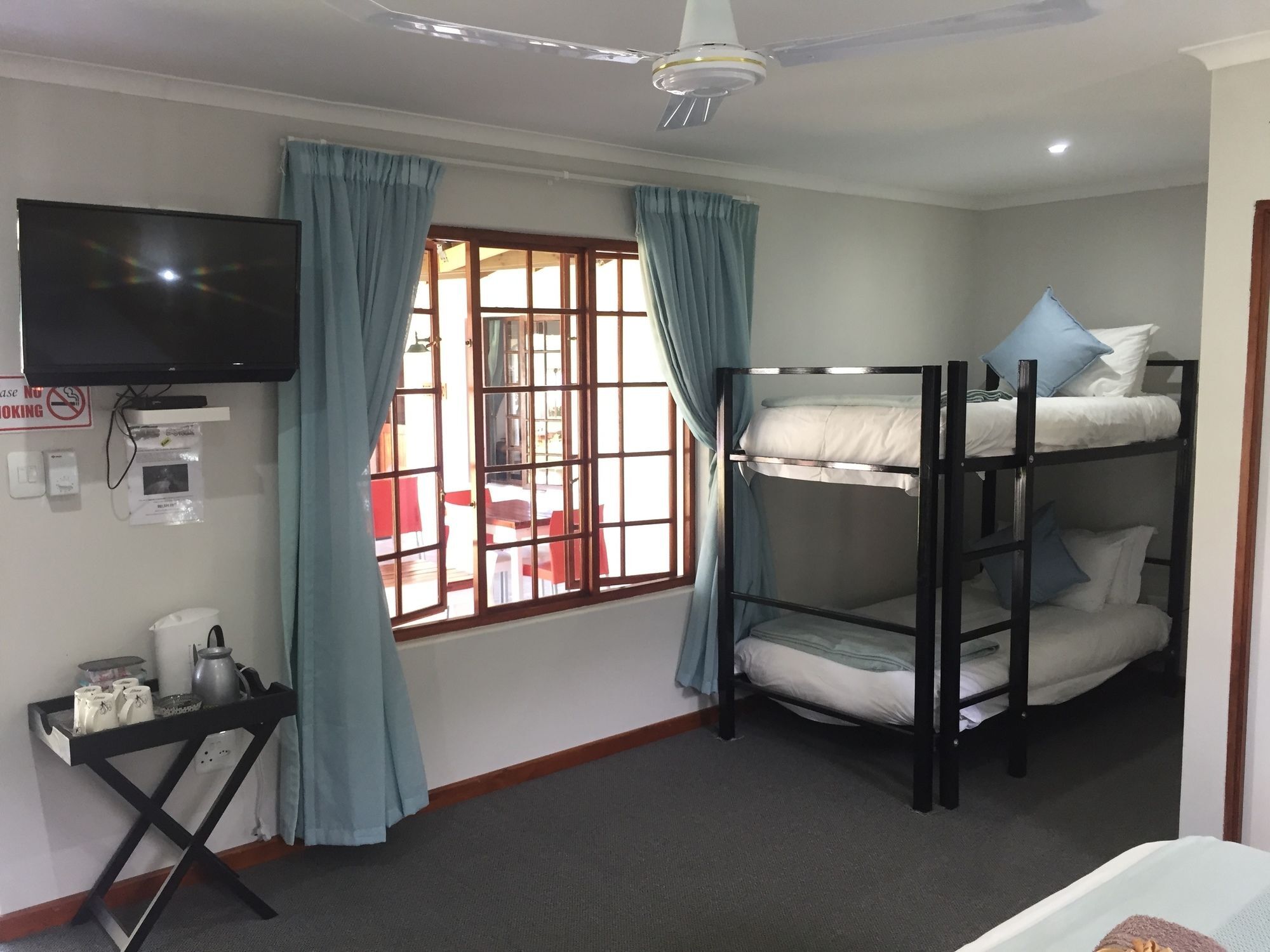 The Village Lodge Stormsrivier Buitenkant foto