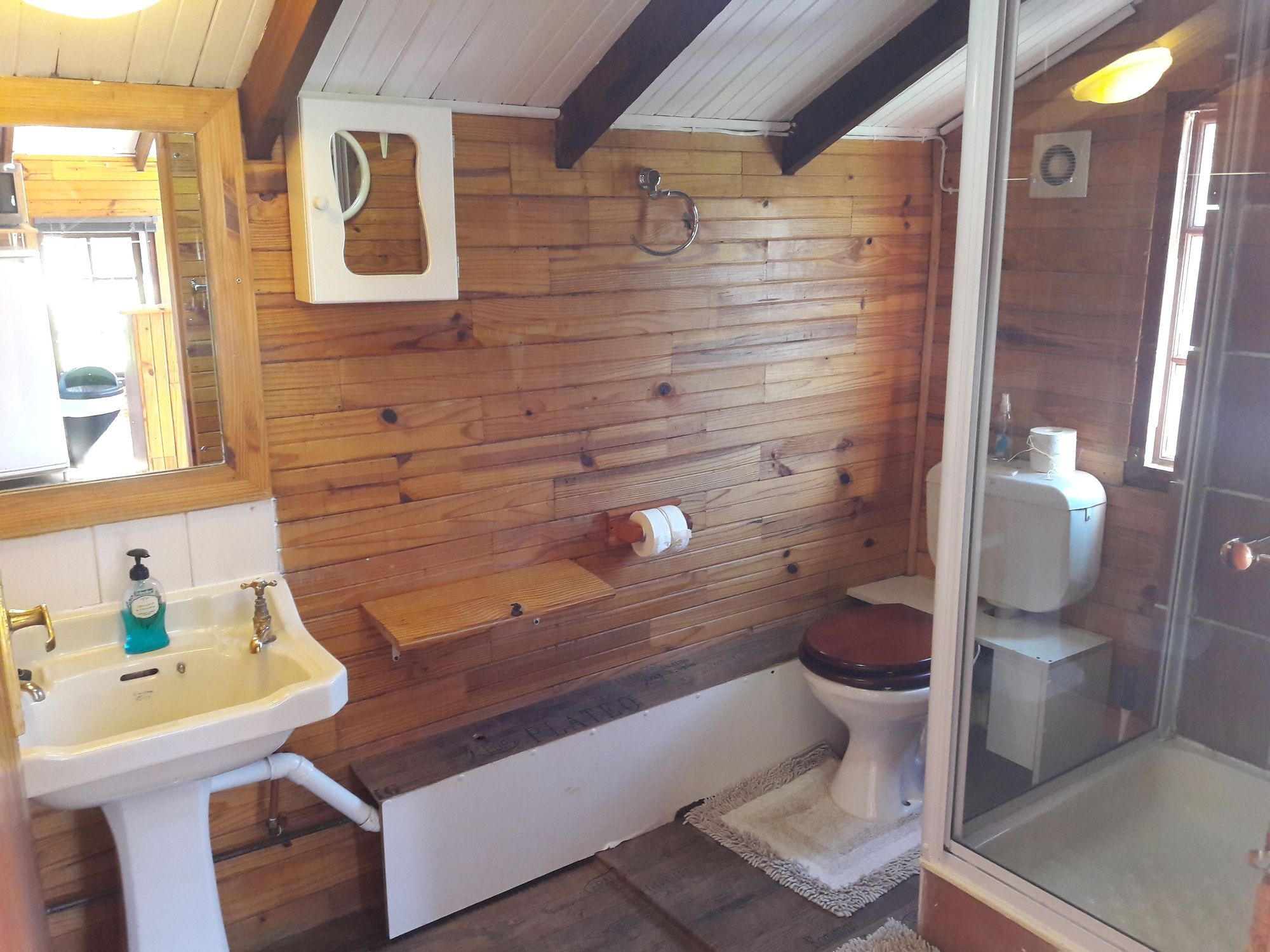 The Village Lodge Stormsrivier Buitenkant foto