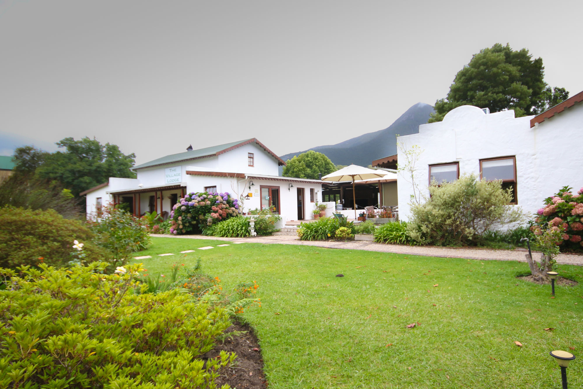 The Village Lodge Stormsrivier Buitenkant foto